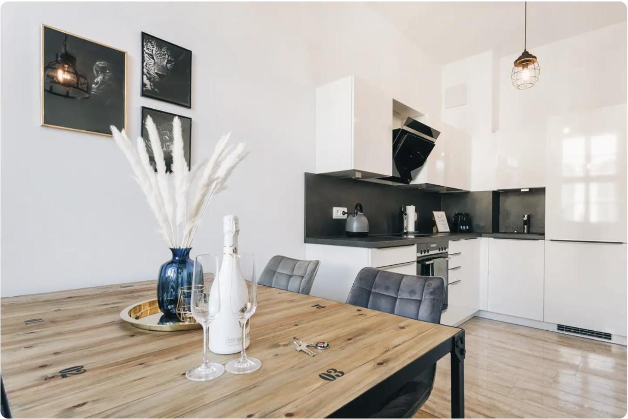 Tip! Zentraler Geht'S Nicht! Premium Apartment In Der Altstadt ドレスデン エクステリア 写真